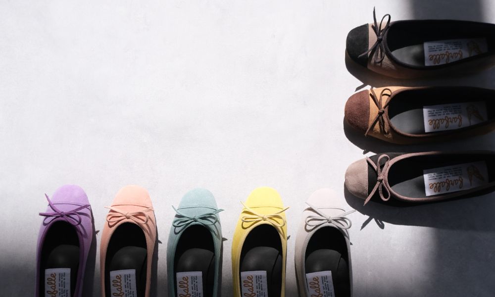 エトワールのカラーバリエーションは、発色のいいシープスキンを活かした全8色。