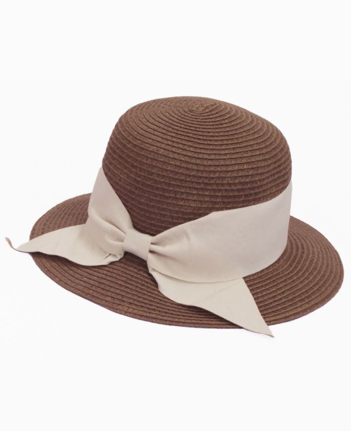 大きなリボンが特徴のブラウンの畳める帽子