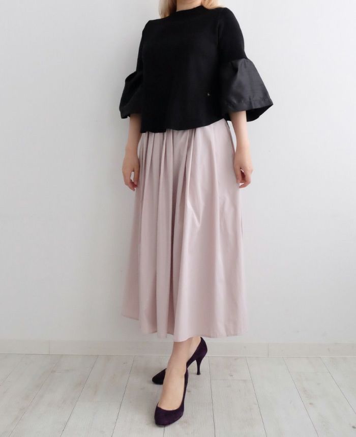 TRECODEのラッパ袖プルオーバー