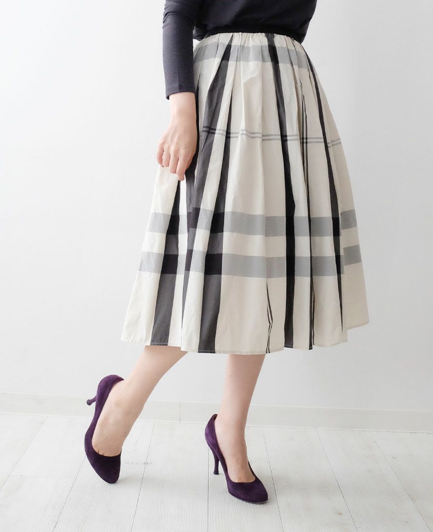 トレコード(TRECODE)黒ゴムフレアスカートモノトーンチェック柄ホワイトカラーミモレ丈