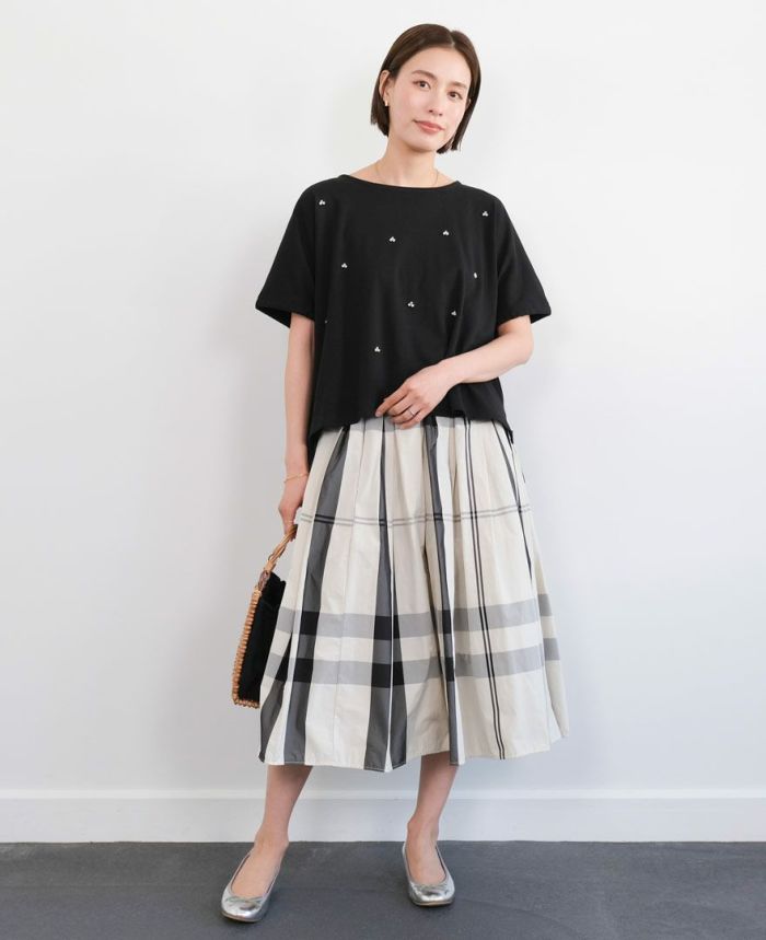 トレコード(TRECODE)黒ゴムフレアスカートモノトーンチェック柄ホワイトカラーマキシ丈