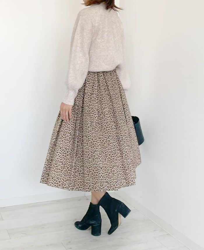 トレコード(TRECODE)黒ゴムフレアスカートレオパード柄