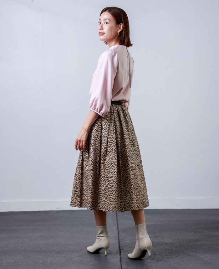 トレコード(TRECODE)黒ゴムフレアスカートレオパード柄ロング丈