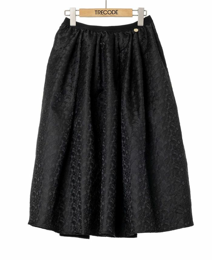 光沢のある上品な神戸・山の手ペイズリー柄スカート