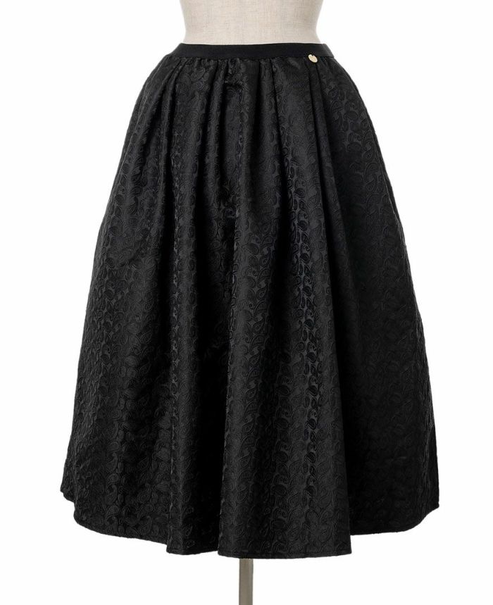 光沢のある上品な神戸・山の手ペイズリー柄スカート