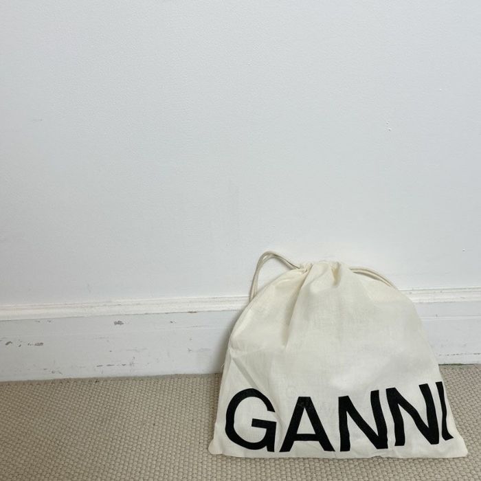 GANNI/リサイクルレザーバッグ