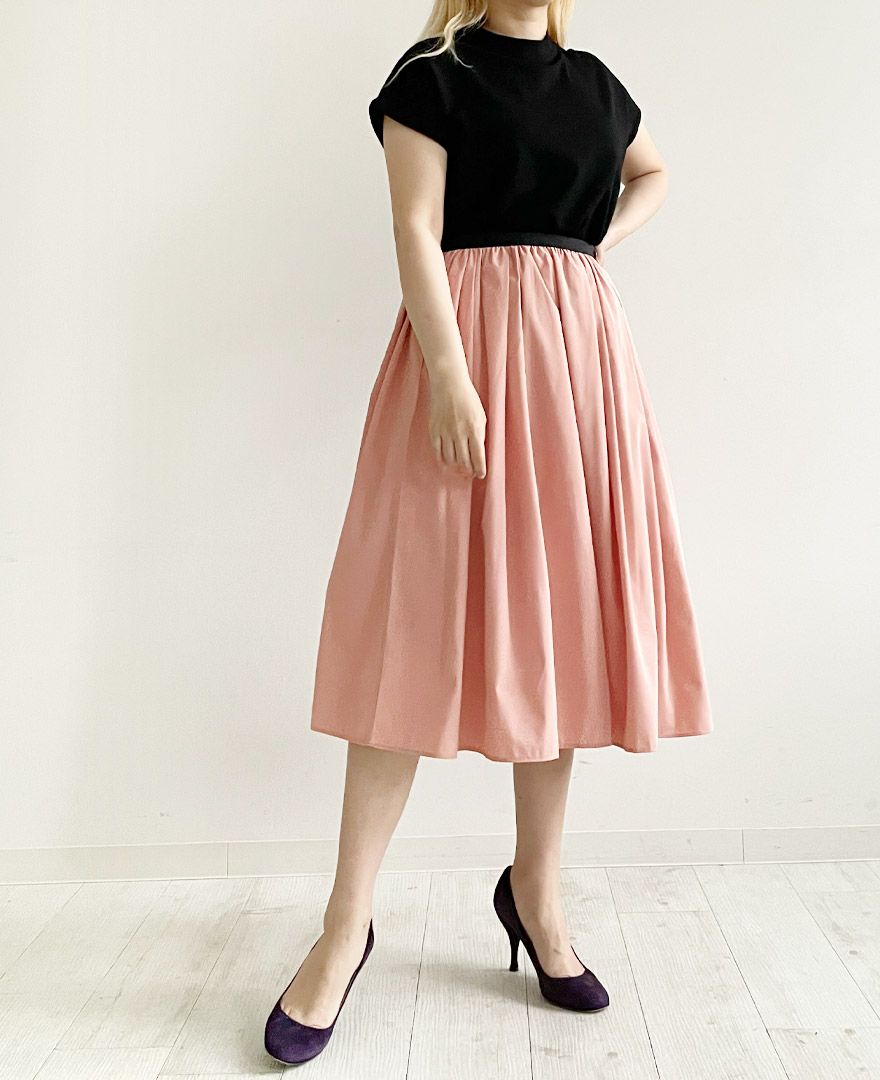 トレコード(TRECODE)黒ゴムフレアスカートピンクカラー