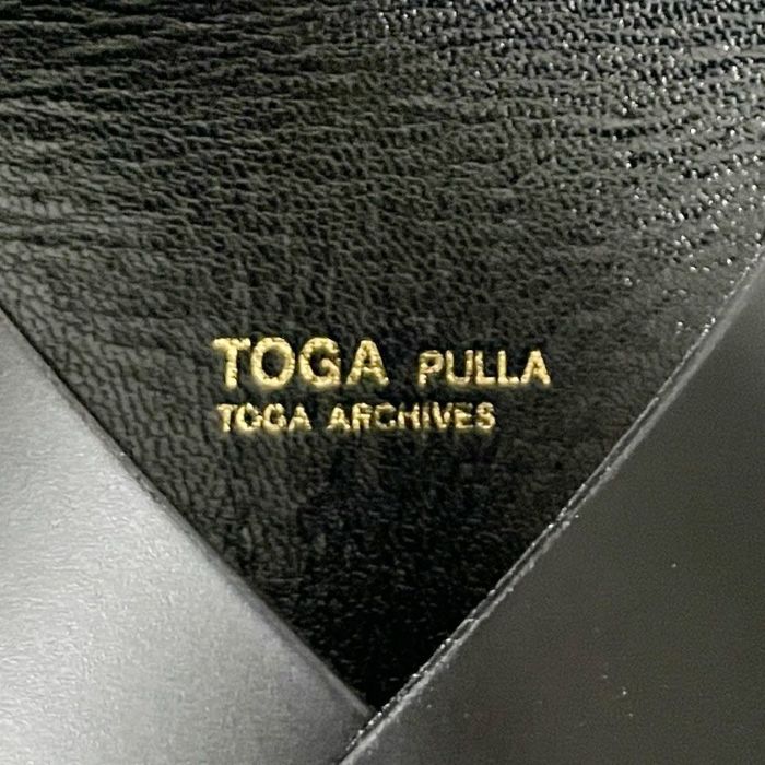 TOGA PULLA/レザーショルダーポーチ
