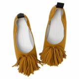 ふさふさタッセルが楽しいラウンドトゥフラットパンプス「穂 -minori-」イエロー