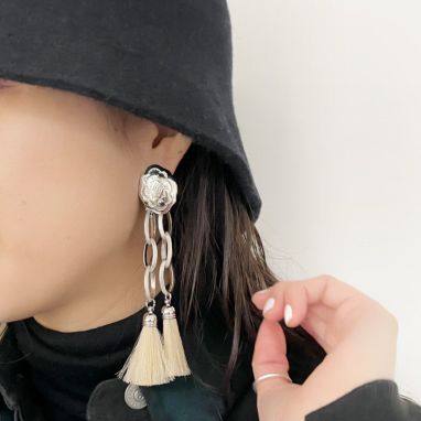 TOGA PULLA/chain fringe earrings | CLOCHE ONLINE SHOP