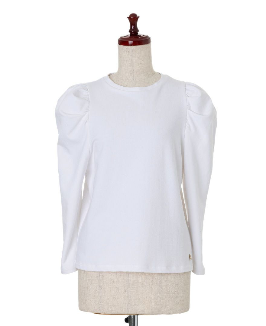 トレコード(TRECODE)パワーショルダーカットソー、パワーショルダーデザインが大人可愛いデザイン。