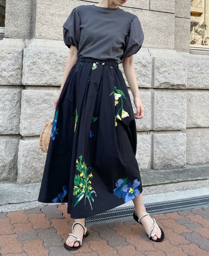 TRECODEの花柄コットンスカート