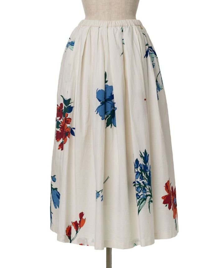 TRECODEの花柄コットンスカート