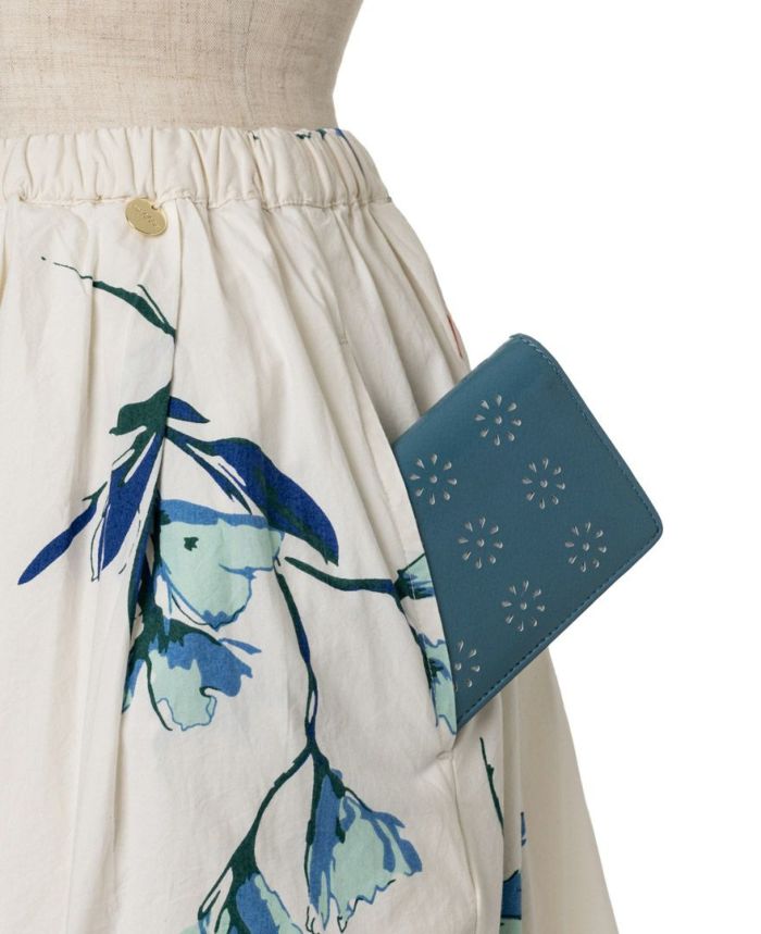 TRECODEの花柄コットンスカート