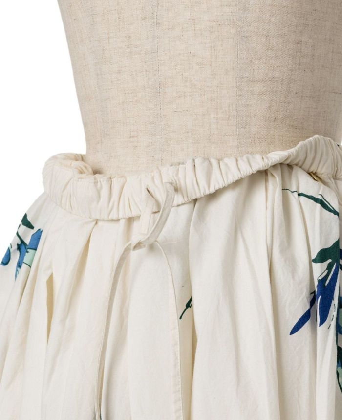 TRECODEの花柄コットンスカート