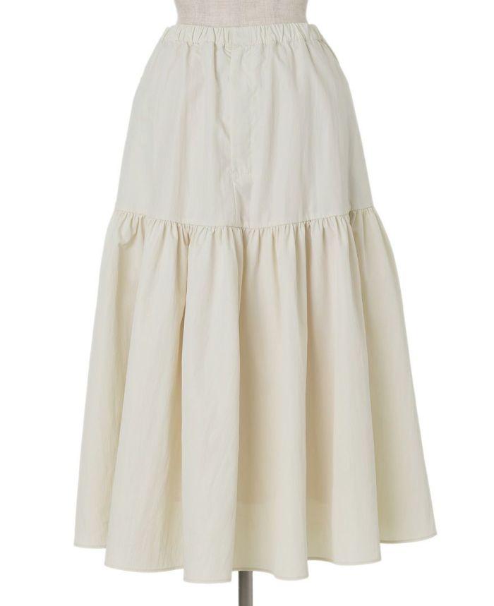 トレコード(TRECODE)裾フレアスカート、ヒップもゆとりがあるストレスフリー設計。
