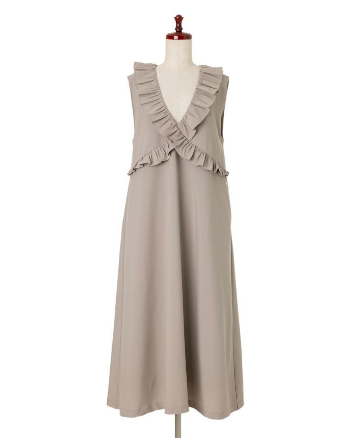 トレコード(TRECODE)フリルジャンパースカート、ドレープ素材が大人な雰囲気に。