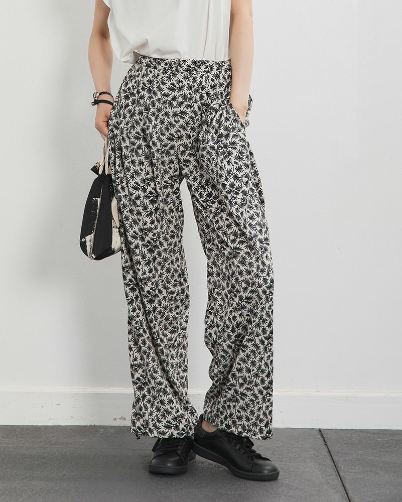 pelaxpants【Plitvicefir-white】 | CLOCHE ONLINE SHOP