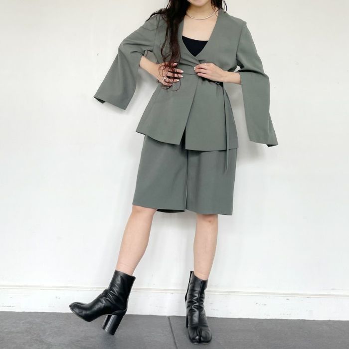 Alumu. スリットデザインスリーブジャケット 楽天市場】【8/11まで5％OFFクーポン】JUNOAH Meiru デザイン