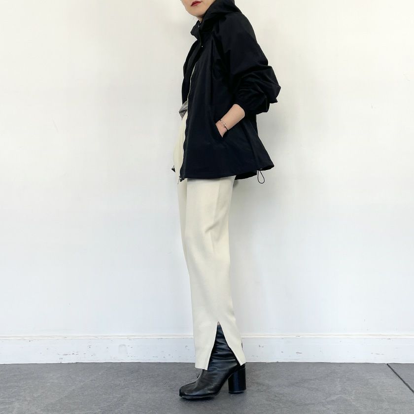 リサイクルナイロンブルゾン(2色)