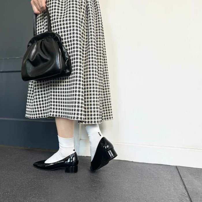 シックなスタイリングにもマッチ