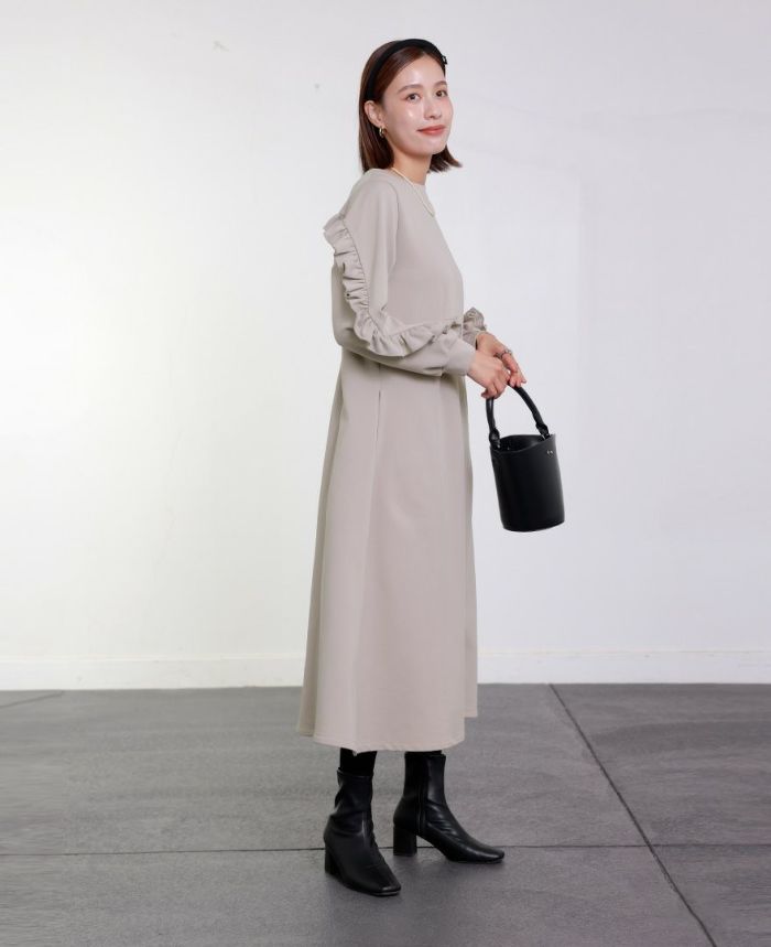 TRECODE トレコード 裏起毛であったか着心地ラクちん大人可愛いフリルデザインワンピース