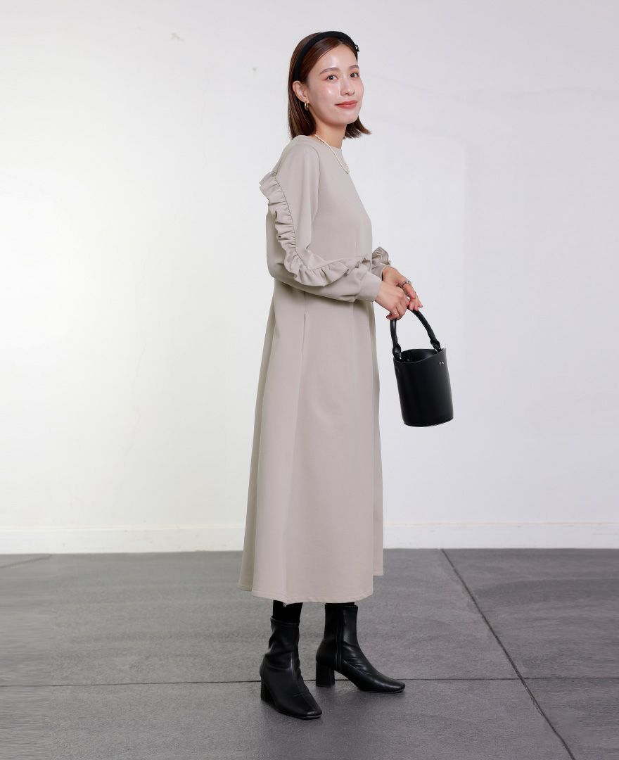 TRECODE トレコード 裏起毛であったか着心地ラクちん大人可愛いフリルデザインワンピース