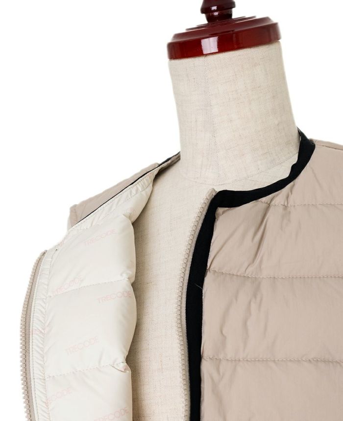 TRECODE トレコード ベストにもライナーにも使えるあったか大人可愛いペプラムライトベスト