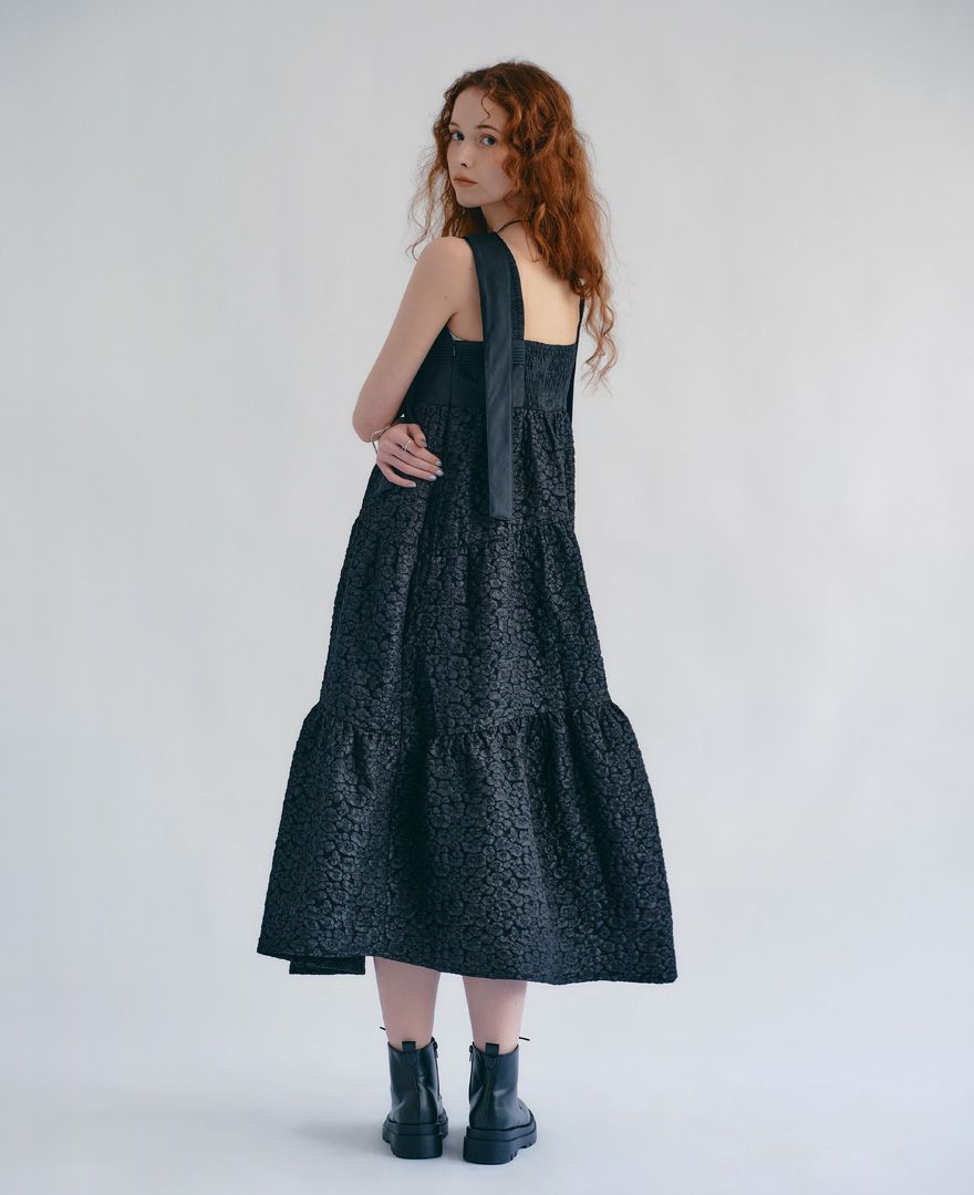 モデル着用：ティアードワンピース/cloudy clouds