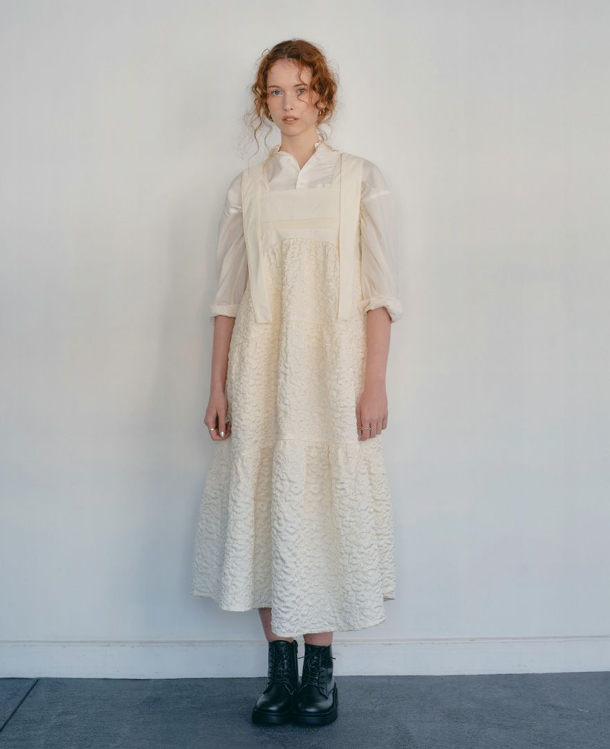 ティアードワンピース/cotton cloudsシャツ合わせの着用イメージ