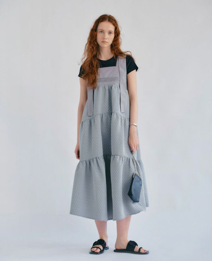 モデル着用：ティアードワンピース/water drop