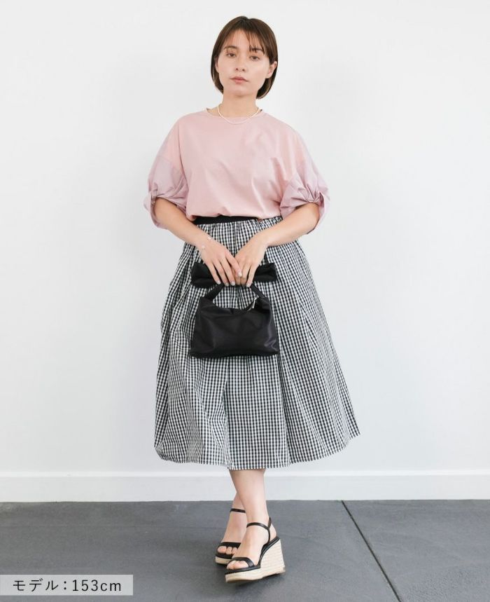 ねじり袖Tシャツピンクの着用画像