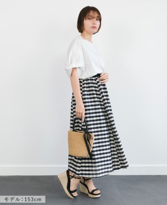 ねじり袖Tシャツホワイトの着用画像