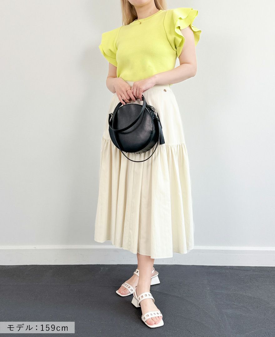 袖フリルニットイエローの着用画像