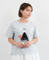 パリジェンヌプリントTシャツグレーの着用画像