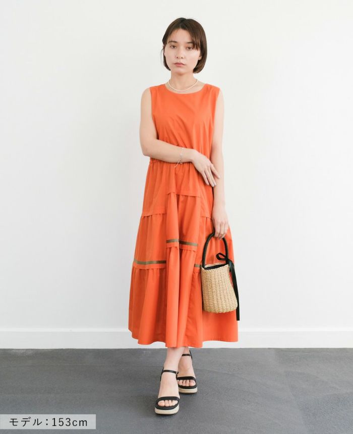 切り替えティアードワンピーステラコッタの着用画像