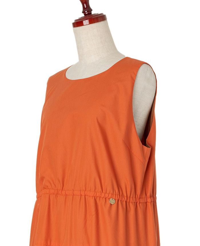 切り替えティアードワンピーステラコッタの前身頃詳細画像