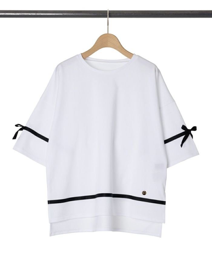 ホワイトのサイドリボンTシャツ詳細画像