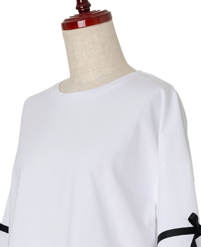 サイドリボンTシャツ胸元詳細画像
