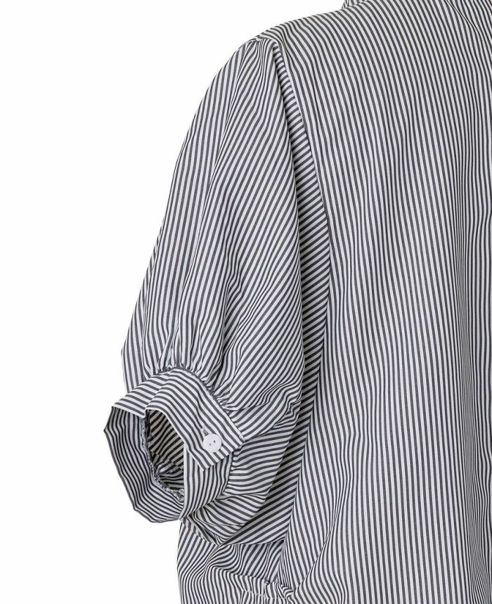 TRECODE（トレコード）のストライプ半袖シャツの詳細